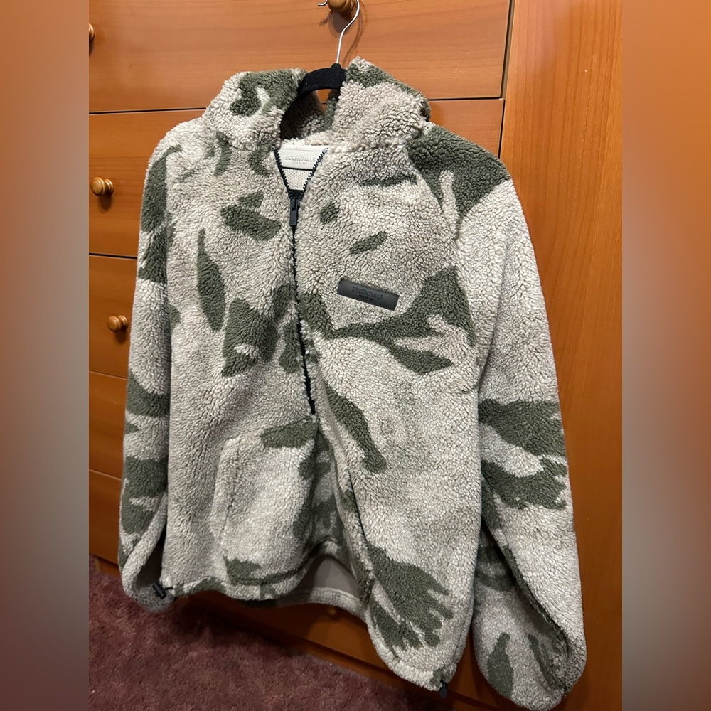 FEAR OF GOD ESSENTIALS
Khaki Polyester Hoodie - Picture 5 of 7
